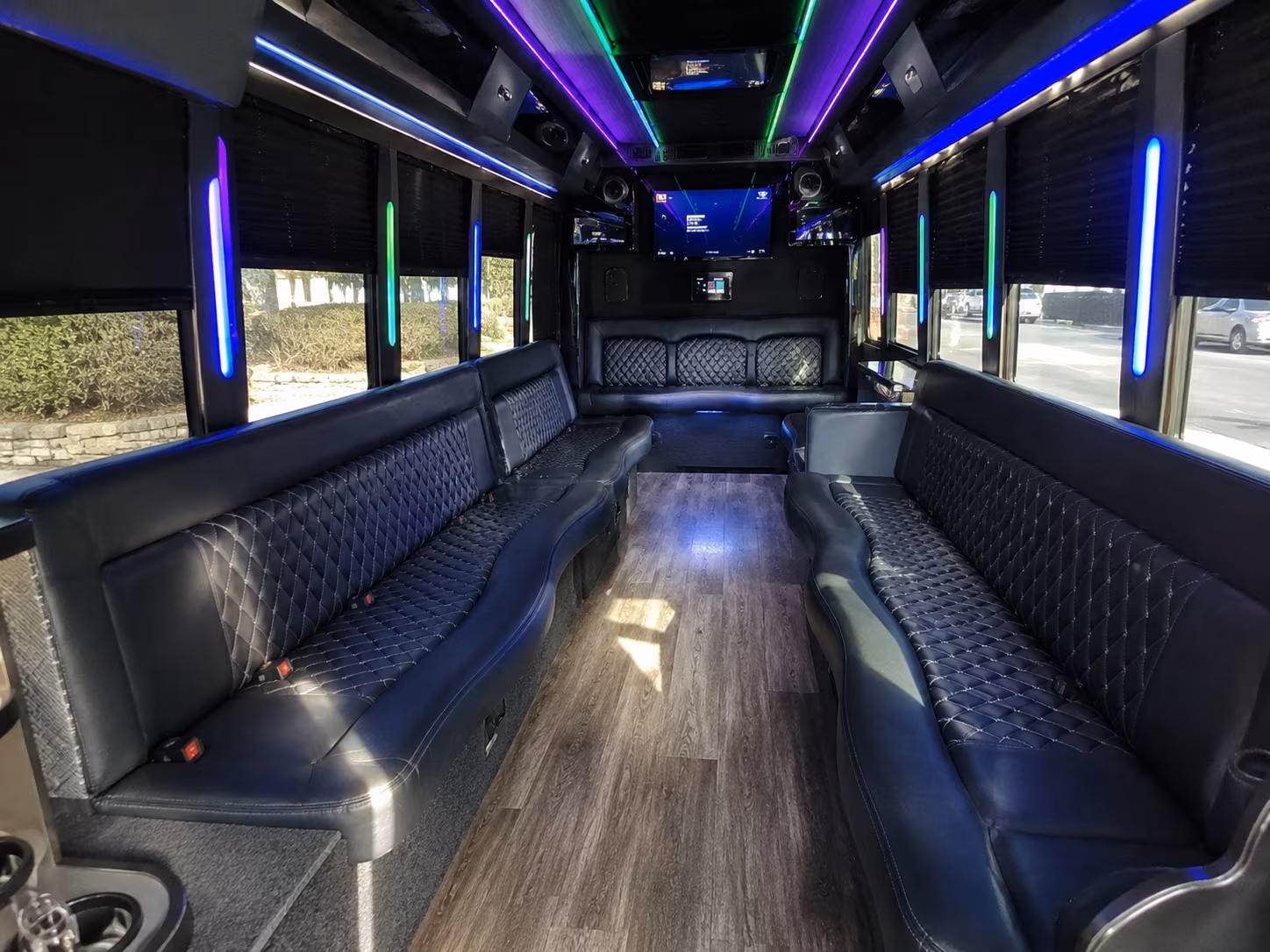 corvallis 15 passenger party bus interior