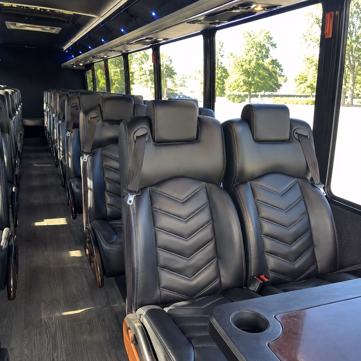 minibuses and charter buses to eugene concerts at the cuthbert and matthew knight arena